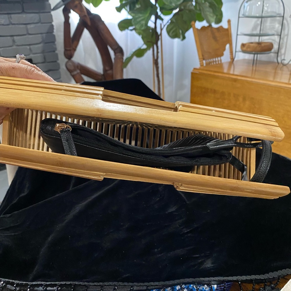 Bamboo clutch with black liner bag - Picture 5 of 5